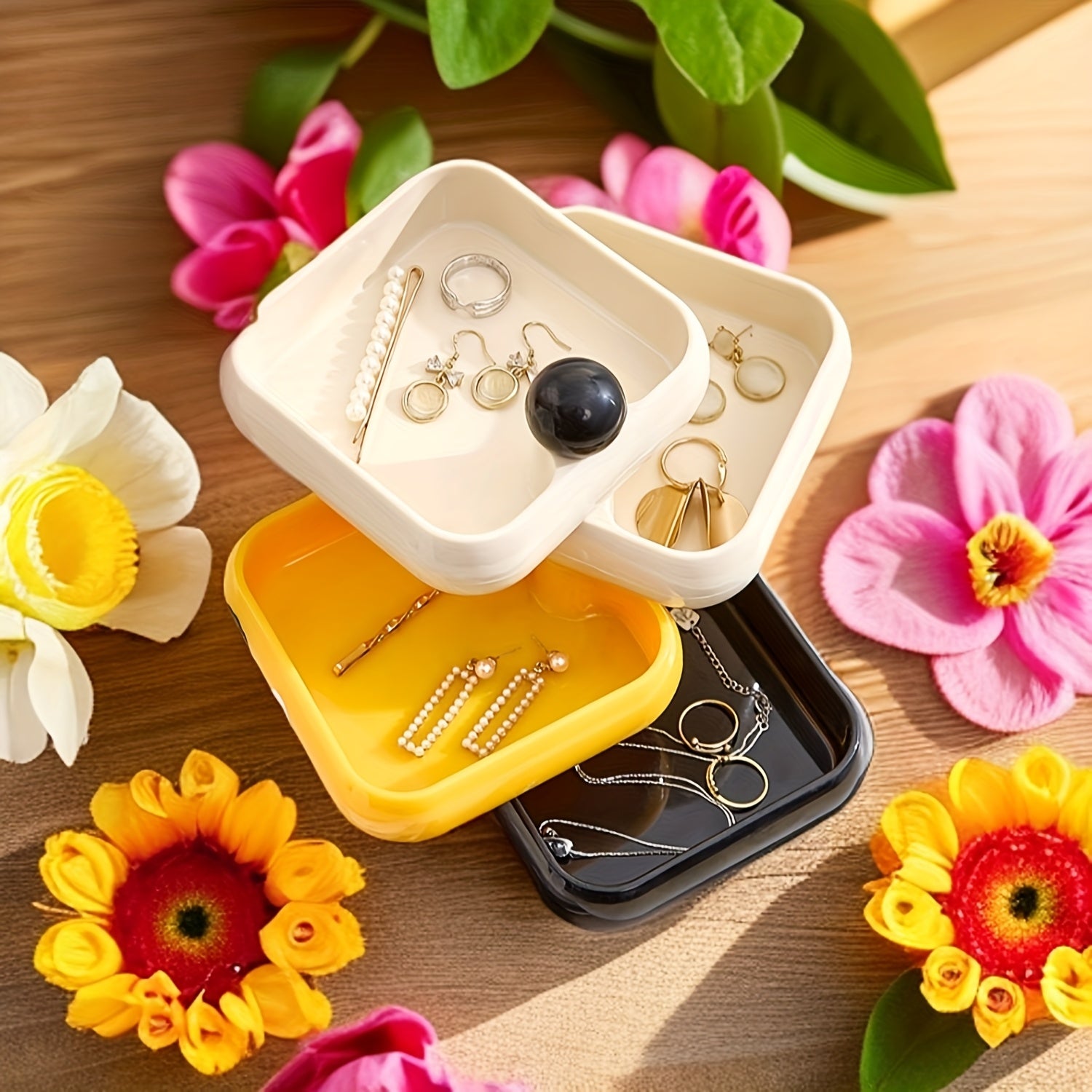 3-Tier/4-Tier Rotating Jewelry Organizer Box with Cute Black Bean Design - Contrast Color Lids, Dustproof Plastic Storage for Dressing Table & Desktop Accessories, Jewelry Boxes, Playful Design, Stackable Compartments, Jewelry Boxes