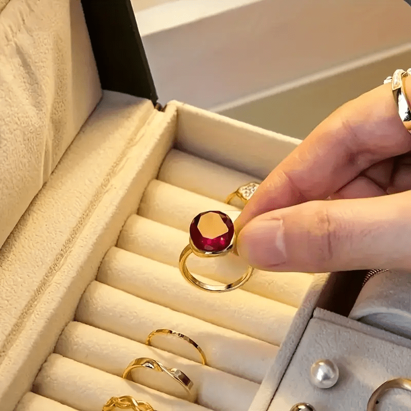 Vintage Elegant Jewelry Organizer Box with Soft Beige/Lined Interior - Multi-Layer Storage for Necklaces, Earrings, Rings, Watches - Elegant Jewelry Case for Wedding, Home Decor, Birthday/Anniversary Gift - Durable PU Leather Construction, Wedding